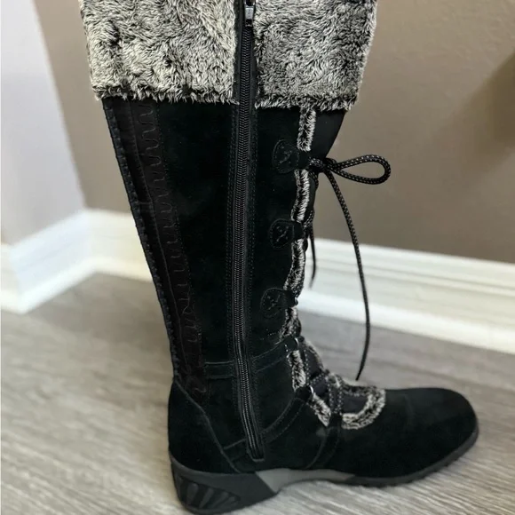 Khombu Black Fur-Lined Women's Snow Boots 11 - Picture 5 of 9